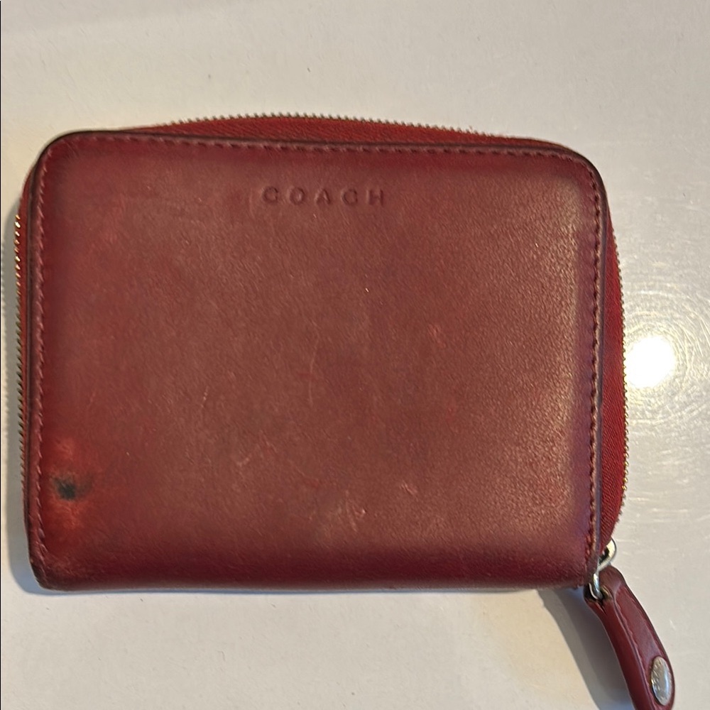 Coach Red Leather vintage small Wallet Sophisticated Design, used
